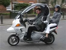 バケットシート付きバイクに遭遇