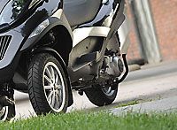 三輪バイクの要二輪免許について