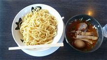 味噌つけ麺を極太麺の大盛りで