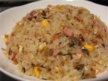 今日のランチは、スマ僧「高菜チャーハン」プライスレス
