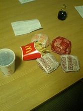 暴飲暴食止まらず!!