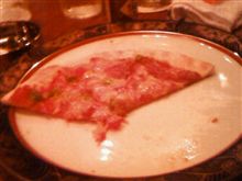 夜食のピザ