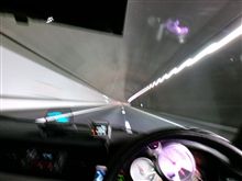 ぶれます揺れます。