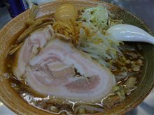 覆麺 覆麺