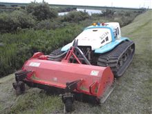 カッコいい草刈り機