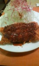 味噌カツ食って…