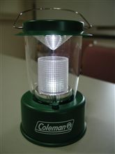 ジェームスで　LEDランタンライトを　！！！。
