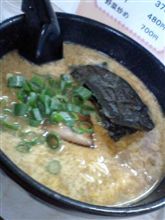 名古屋卵とじラーメン