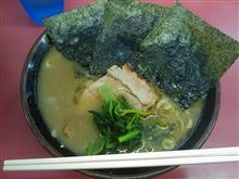 【179杯目】王道家　ラーメン(並)＋チャーシューまぶし飯