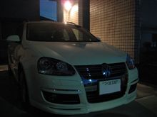 洗車すると雨が降る、しかし、気になるので洗車する・・・