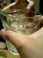 飲んでます…♪