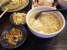 お昼ご飯は。