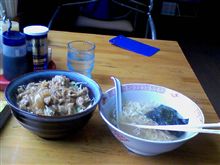 お昼は