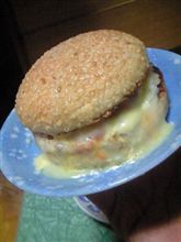 自家製ハンバーガー