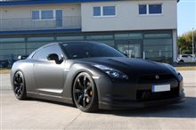 ド迫力のゲルマンR35　GT-R
