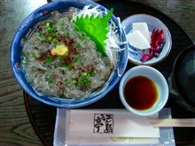 江ノ島亭の生しらす丼