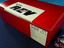 赤箱入荷した♪