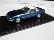 フェラーリ365GTB4(デイトナ)スペチアーレのミニカー フェラーリ365GTB4(デイトナ)スペチアーレのミニカー