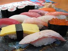 今日のランチは、「海鮮鮨市場　魚がし」上盛り1,800円