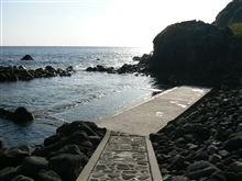 温泉…？