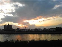 明日は洗車しよー(~o~)