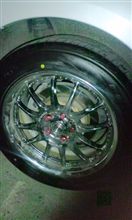BRIDGESTONE Playz Playz RV PRV-1にしました。