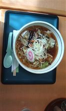 今日も結局、野菜ラーメンを・・・