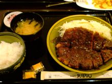 わらじ味噌カツでメタ珍？ 