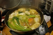 流行の鍋を食す！