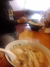 二日酔いの翌日ランチはラーメンかっ？(･∀･:)ﾓﾀﾚﾏｽ！