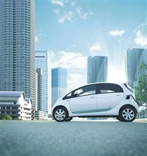 ミツビシ i-MiEV 経済産業省 経済産業大臣賞 受賞 ・・・・