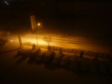 夜は
