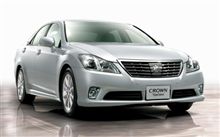 クラウンはアスリートとロイヤルサルーンだけ