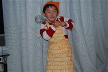 【親馬鹿】　息子がエプロンに着替えたら