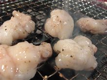 今日のディナーは、池袋「大黒堂」のホルモン