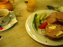 キュウリは美味い。