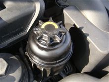 パワステ　オイルタンクのオイル滲み