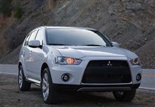 完成車輸送 に 電子タグ 開発 へ … 三菱自動車 など ４社 ・・・・