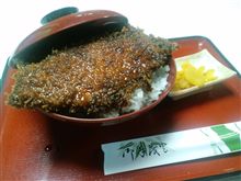 夕食は