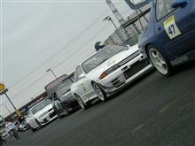 32乗りのドリンクホルダーの位置って・・・・