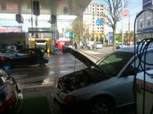 先ずは給油から(&#39;∇&#39;)