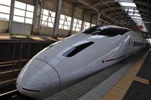 九州新幹線　　新八代駅にて