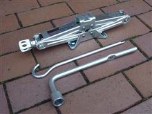 軽量化その４　車載ジャッキは必要？