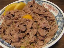今日のディナーは、スマ僧手作りの「すた丼」肉増しまくり！
