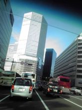 摩天楼はバラ色