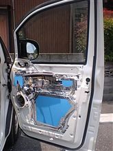 スペースギアフロント右ドア修理中 スペースギアフロント右ドア修理中