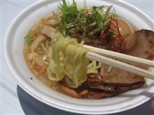 今日のランチは、赤坂サカス　最強ラーメン列伝　「麺屋　宗」