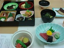 葬式のご飯２