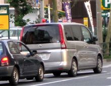 都内で働く日産ミニバン＆クロスオーバー。