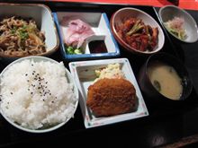 今日のランチは、「花でん」にこにこランチ　８９０円